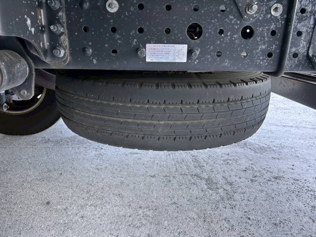 三菱ふそうキャンターアルミバン小型（2t・3t）[写真38]