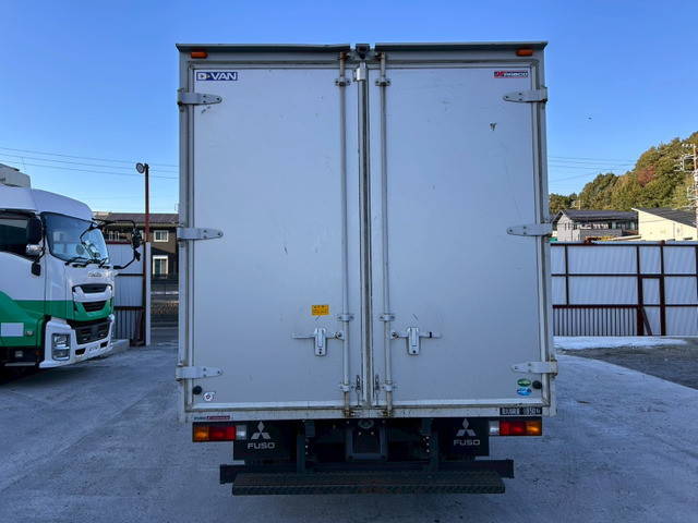 三菱ふそうキャンターアルミバン小型（2t・3t）[写真04]
