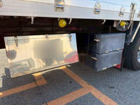 いすゞギガアルミブロック大型（10t）[写真14]