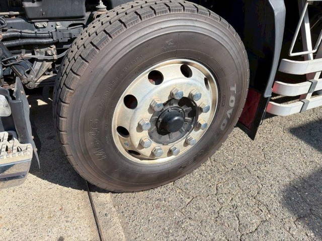 いすゞギガアルミブロック大型（10t）[写真18]