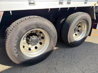 いすゞギガアルミブロック大型（10t）[写真20]