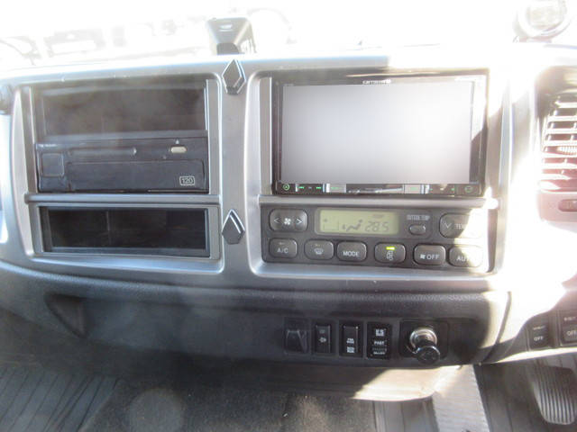 日野レンジャーアルミブロック中型（4t）[写真16]