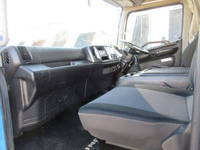 日野レンジャーアルミブロック中型（4t）[写真21]