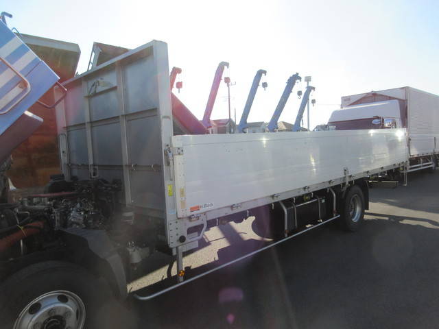 日野レンジャーアルミブロック中型（4t）[写真22]