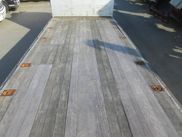 日野レンジャーアルミブロック中型（4t）[写真28]