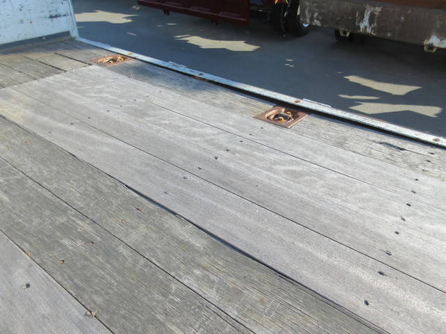 日野レンジャーアルミブロック中型（4t）[写真29]