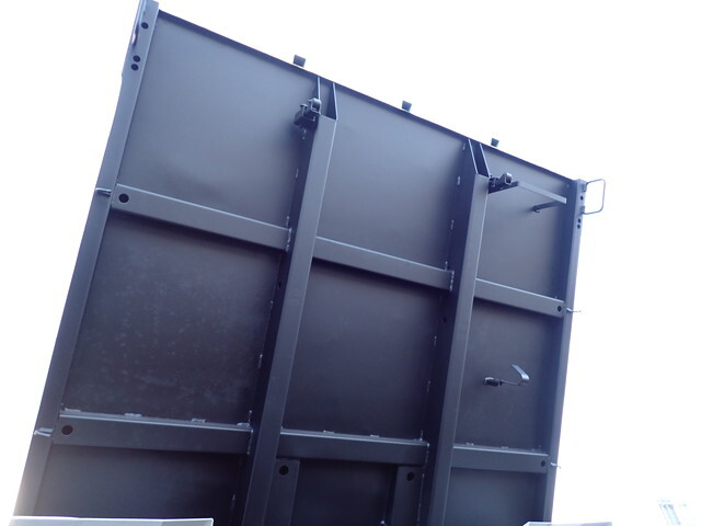 いすゞフォワードダンプ中型（4t）[写真18]