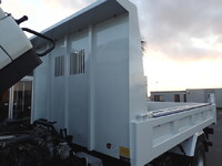 いすゞフォワードダンプ中型（4t）[写真23]