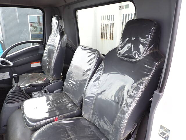 いすゞフォワードダンプ中型（4t）[写真38]