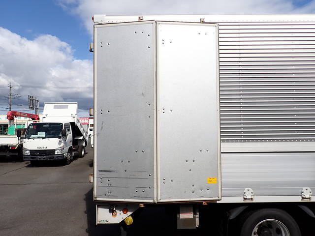 三菱ふそうキャンターアルミウイング小型（2t・3t）[写真14]