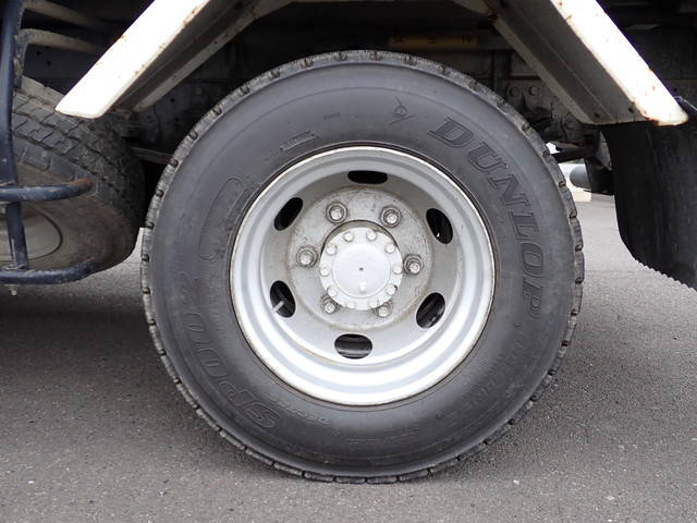 いすゞフォワードダンプ中型（4t）[写真26]