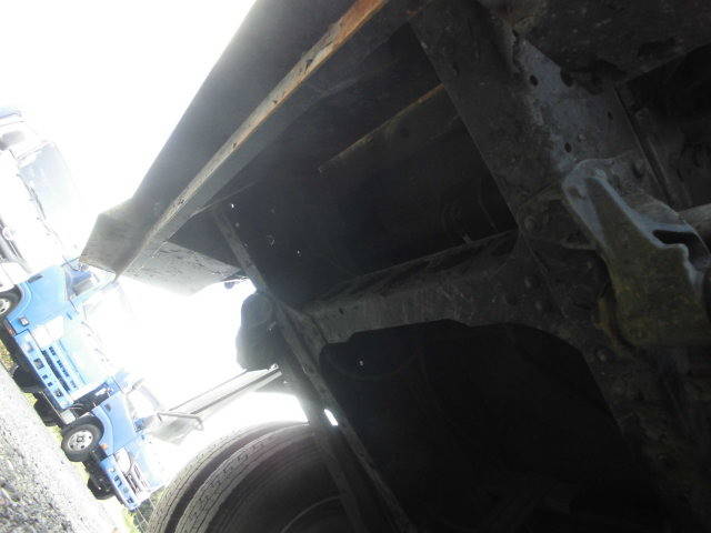 いすゞエルフパッカー車（塵芥車）小型（2t・3t）[写真11]