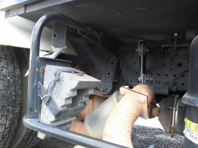 いすゞエルフパッカー車（塵芥車）小型（2t・3t）[写真19]