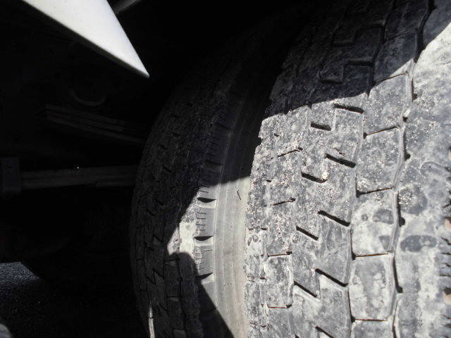 いすゞエルフパッカー車（塵芥車）小型（2t・3t）[写真21]