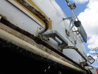 いすゞエルフパッカー車（塵芥車）小型（2t・3t）[写真06]