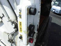 いすゞエルフパッカー車（塵芥車）小型（2t・3t）[写真07]