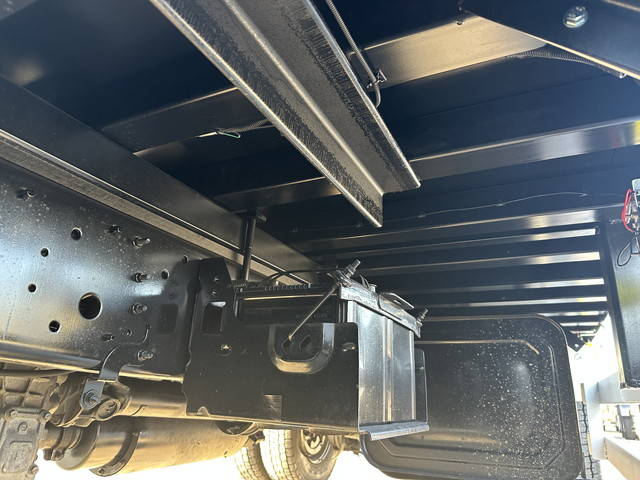 日野レンジャー平ボディ増トン（6t・8t）[写真16]