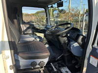 日野レンジャー平ボディ増トン（6t・8t）[写真29]