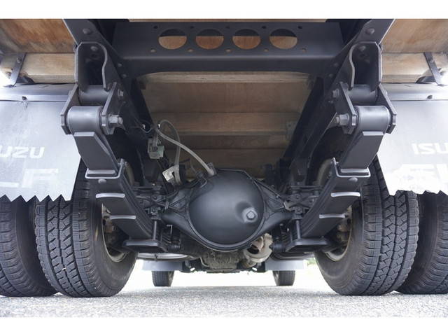 いすゞエルフダブルキャブ（Wキャブ）小型（2t・3t）[写真15]