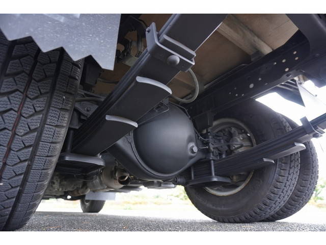 いすゞエルフダブルキャブ（Wキャブ）小型（2t・3t）[写真21]