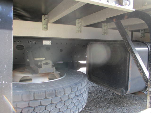 日野レンジャーアルミバン中型（4t）[写真10]