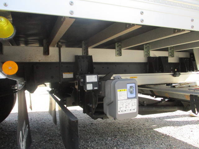 日野レンジャーアルミバン中型（4t）[写真11]