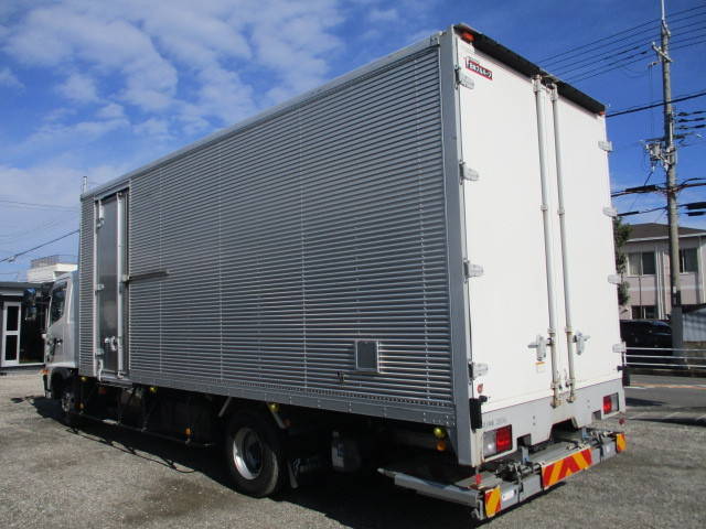 日野レンジャーアルミバン中型（4t）[写真02]