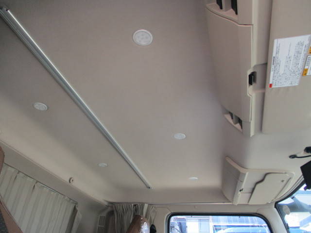 日野レンジャーアルミバン中型（4t）[写真25]