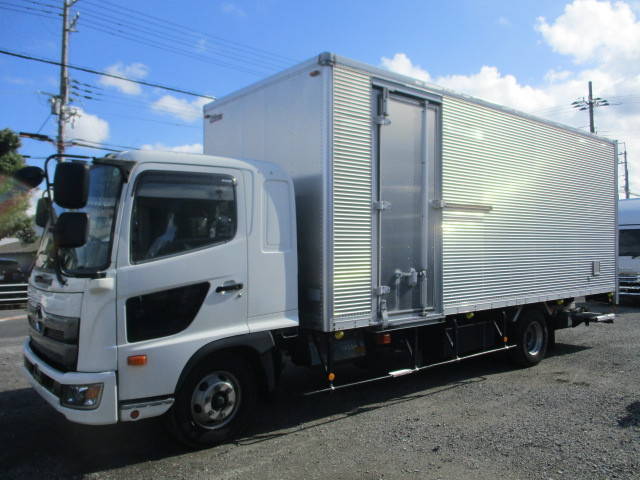 日野レンジャーアルミバン中型（4t）[写真03]