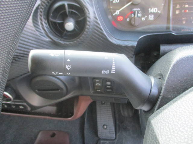 日野レンジャーアルミバン中型（4t）[写真32]