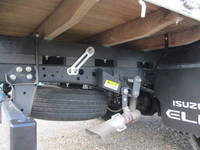 いすゞエルフクレーン3段小型（2t・3t）[写真15]