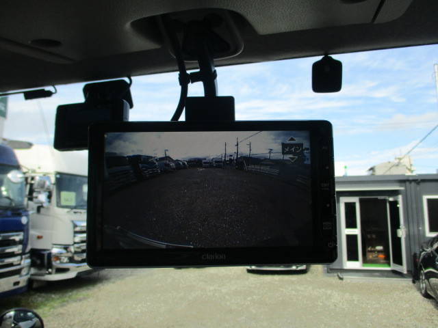 いすゞエルフクレーン3段小型（2t・3t）[写真27]