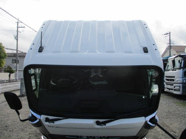 いすゞエルフクレーン3段小型（2t・3t）[写真37]