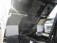 三菱ふそうファイター深ダンプ（土砂禁ダンプ）増トン（6t・8t）[写真13]