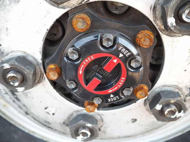 いすゞエルフパネルバン小型（2t・3t）[写真11]