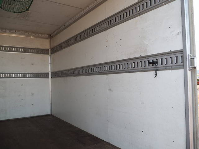 いすゞエルフパネルバン小型（2t・3t）[写真20]