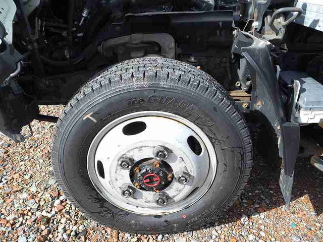 いすゞエルフパネルバン小型（2t・3t）[写真23]