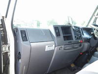 いすゞエルフパネルバン小型（2t・3t）[写真30]