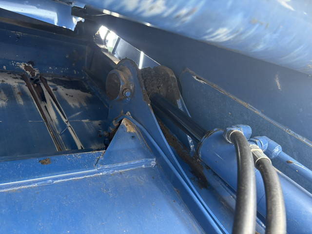 いすゞエルフパッカー車（塵芥車）小型（2t・3t）[写真11]