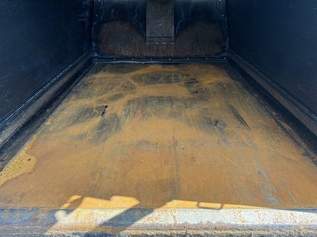 いすゞエルフパッカー車（塵芥車）小型（2t・3t）[写真15]