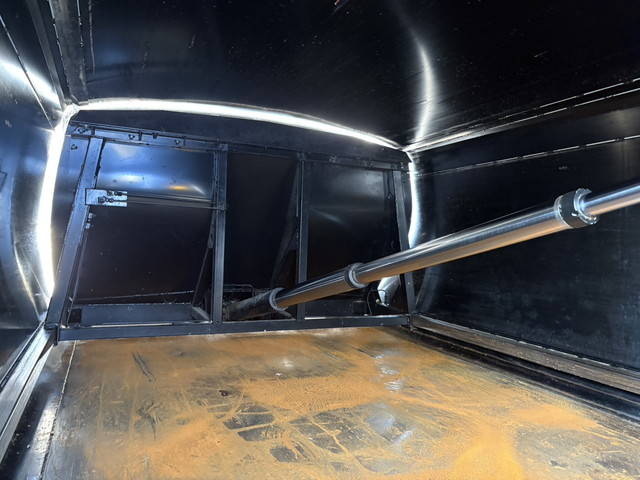 いすゞエルフパッカー車（塵芥車）小型（2t・3t）[写真19]