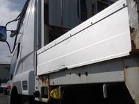 三菱ふそうファイターアルミブロック中型（4t）[写真19]