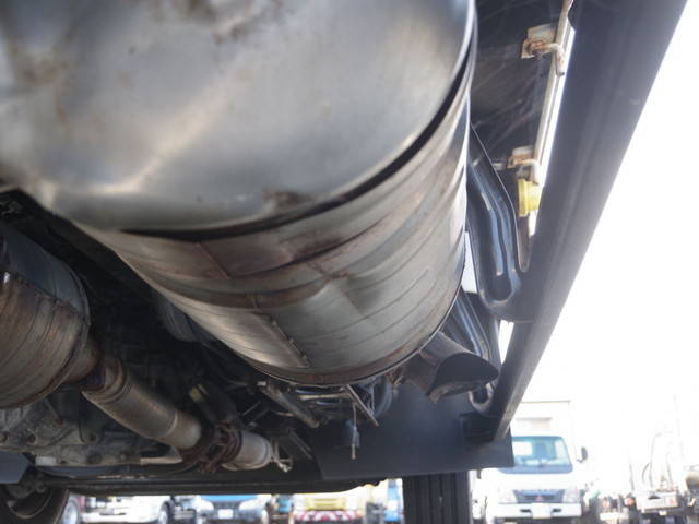 三菱ふそうファイターアルミブロック中型（4t）[写真20]