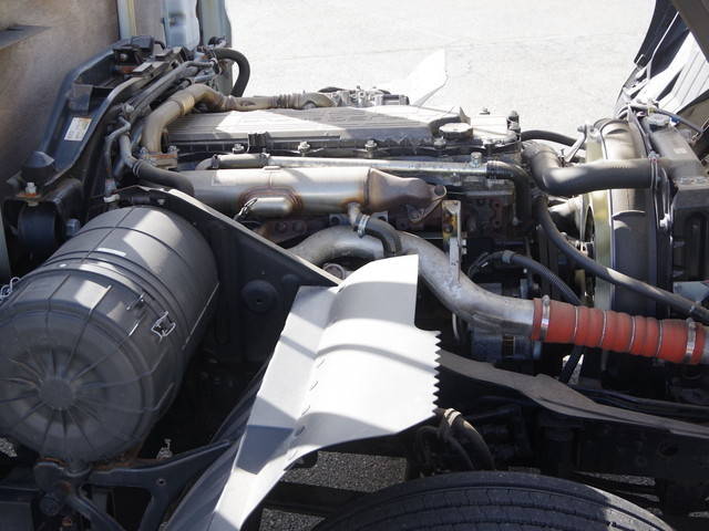 三菱ふそうファイターアルミブロック中型（4t）[写真23]