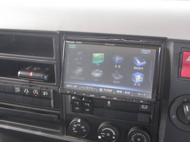 三菱ふそうファイターアルミブロック中型（4t）[写真26]