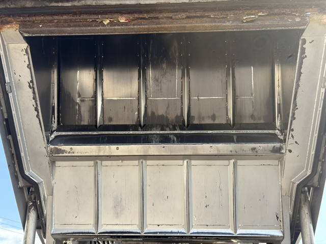 いすゞフォワードパッカー車（塵芥車）中型（4t）[写真14]