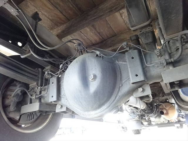 日野デュトロ平ボディ小型（2t・3t）[写真17]