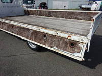 日野デュトロ平ボディ小型（2t・3t）[写真09]