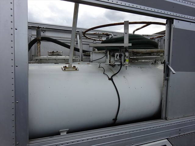 マツダタイタンバキュームカー小型（2t・3t）[写真10]