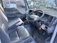 マツダタイタンバキュームカー小型（2t・3t）[写真16]